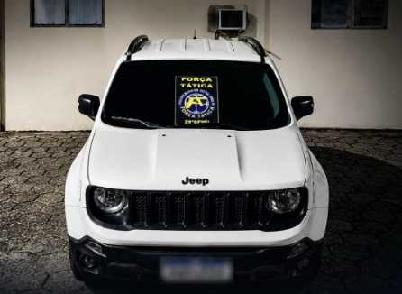 mulher-e-presa-em-mongagua-com-jeep-furtado-e-adulterado-em-sao-paulo-|